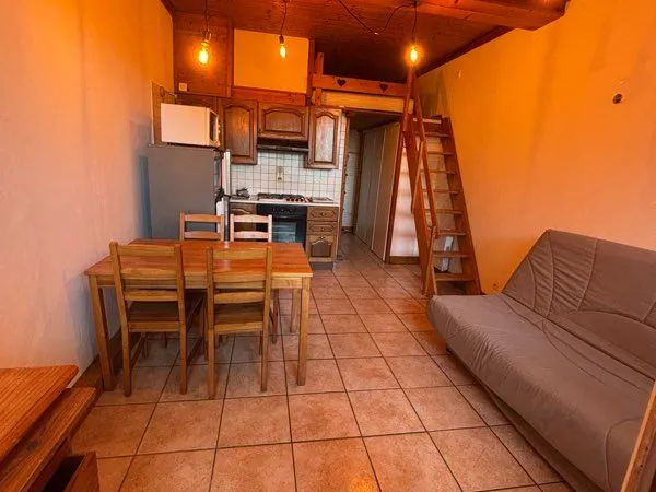 Studio Mezzanine 25m2