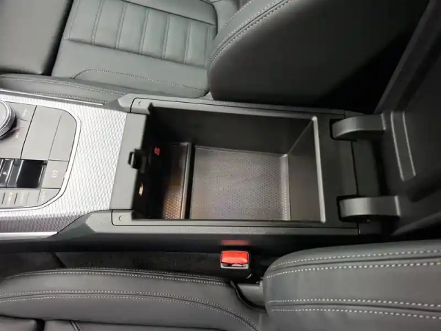 Bmw I4 edrive40 — photo 25