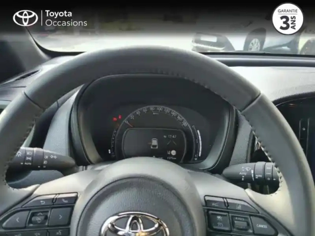 Toyota Aygo x 1.0 vvt-i 72ch design s-cvt pack zen — photo 13