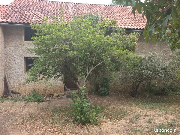 Appartement dans villa T4