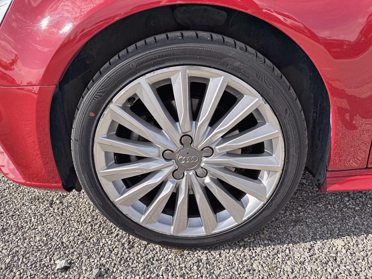 Audi A3 a3 sportback 1.4 tfsi e-tron 204 s tronic 6 design — photo 14