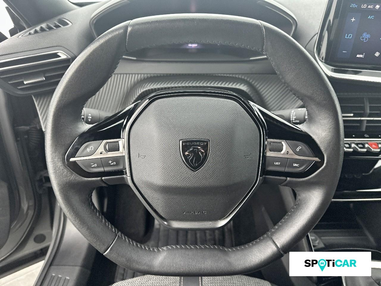 Peugeot 2008 1.2 puretech 100ch s&s allure — photo 12