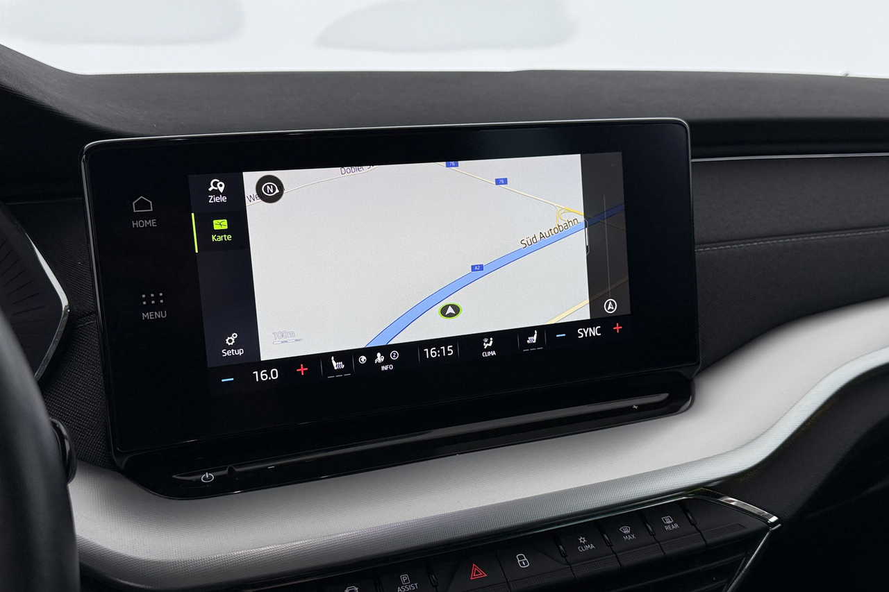 Skoda Octavia Combi — photo 15
