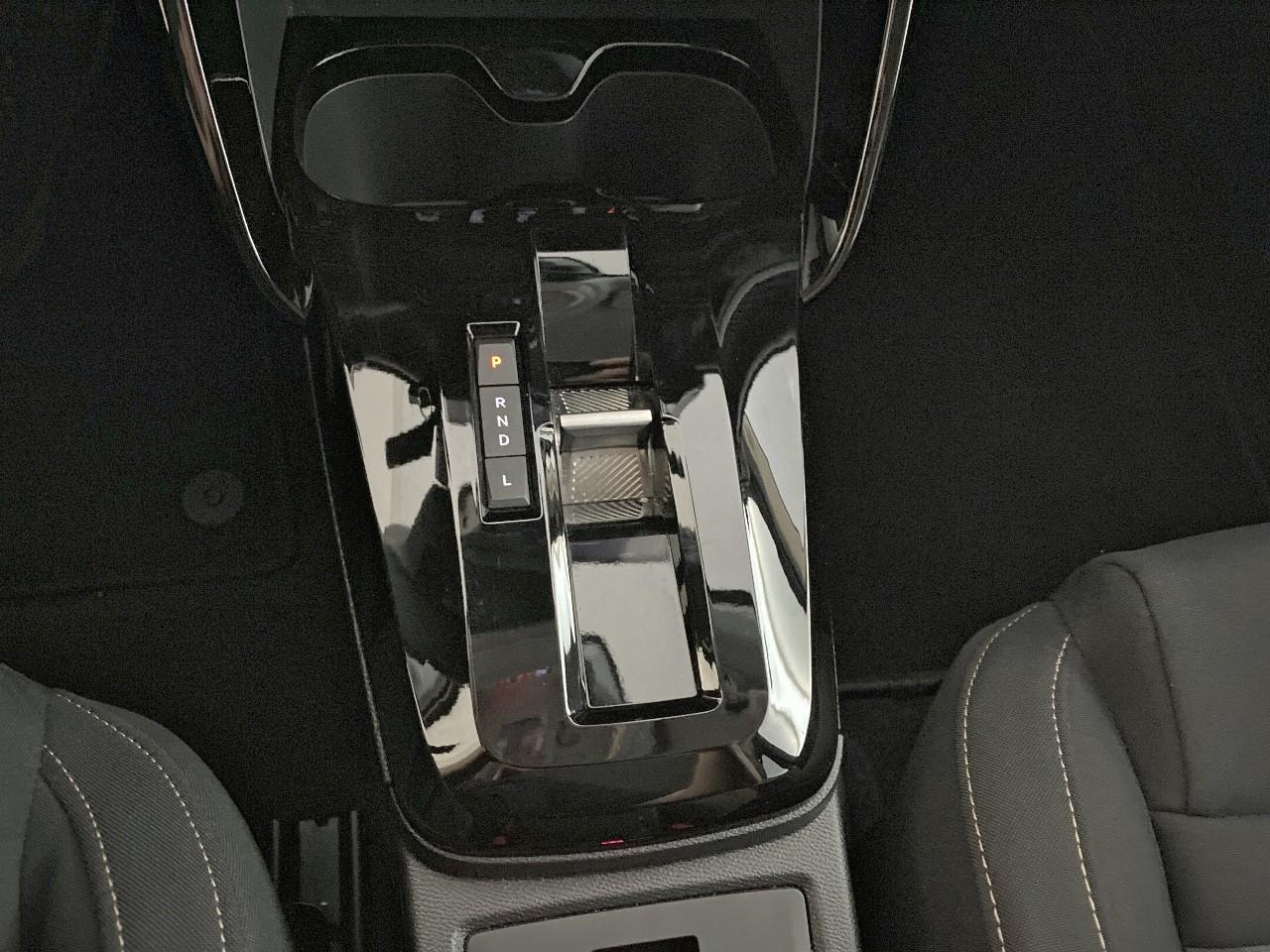 Citroën C3 Aircross hybride 145 ch aut plus — photo 17