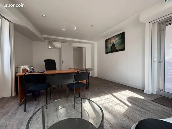 Local commercial 57 m² LES SABLES D OLONNE
