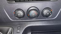 Renault Master F3300 L2H2 2.3 Blue dCi 135ch Confort Euro6 — photo 27