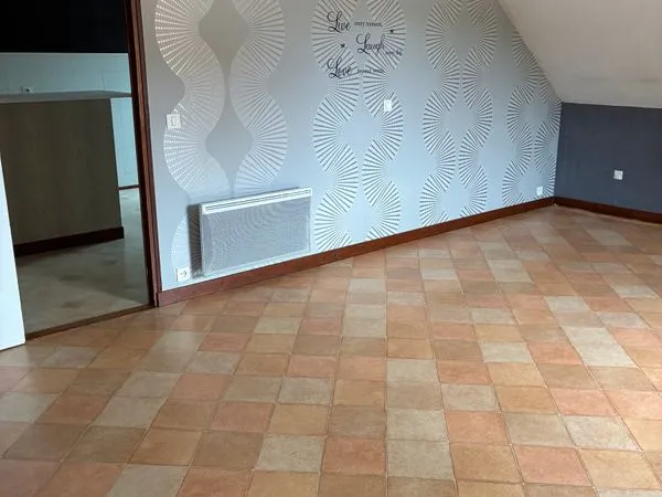 Appartement Location Mont-sous-Vaudrey 6p 90m² 550€