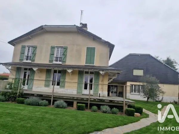 Maison 9 pièces 293 m²