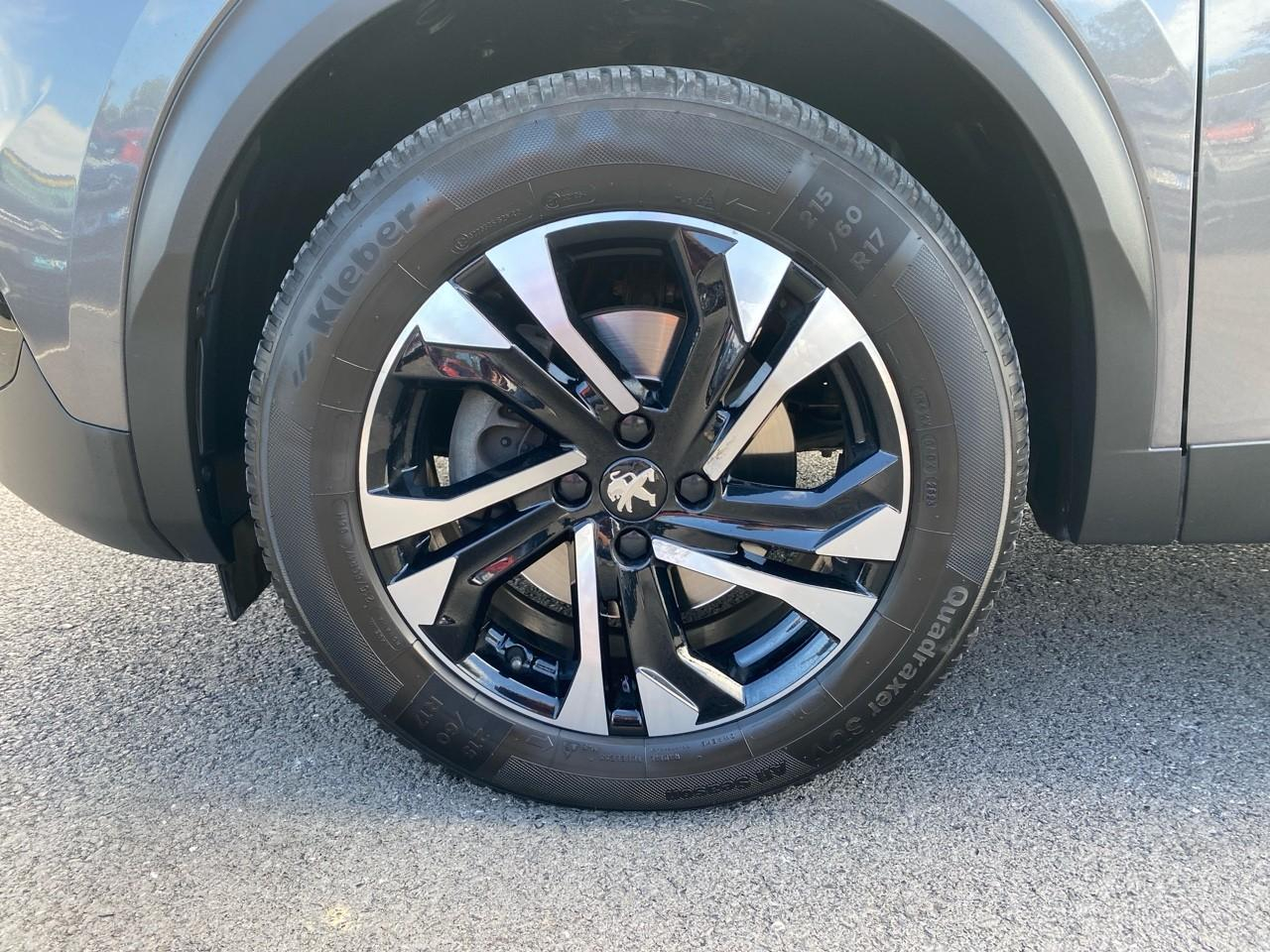 Peugeot 2008 1.5 bluehdi 130ch s&s allure business eat8 7cv — photo 11
