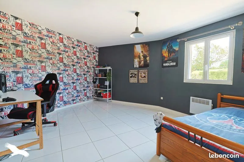 Photo 8