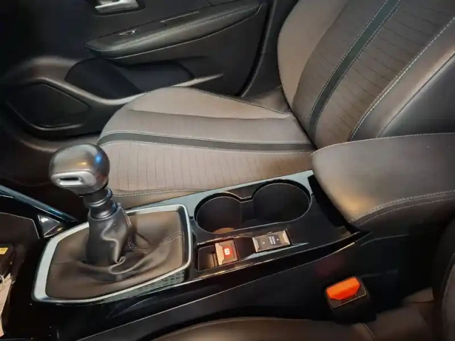 Peugeot 208 puretech 100 s&amp;s bvm6 — photo 19