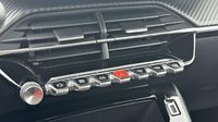 Peugeot 208 1.2 PureTech 75ch S&S Active Pack — photo 15