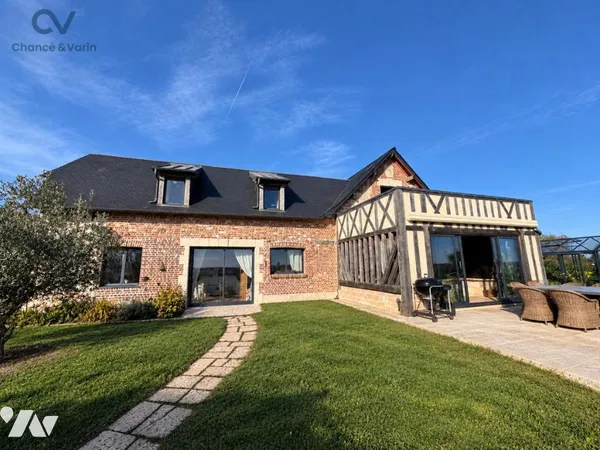 Maison 13 pièces 280 m²
