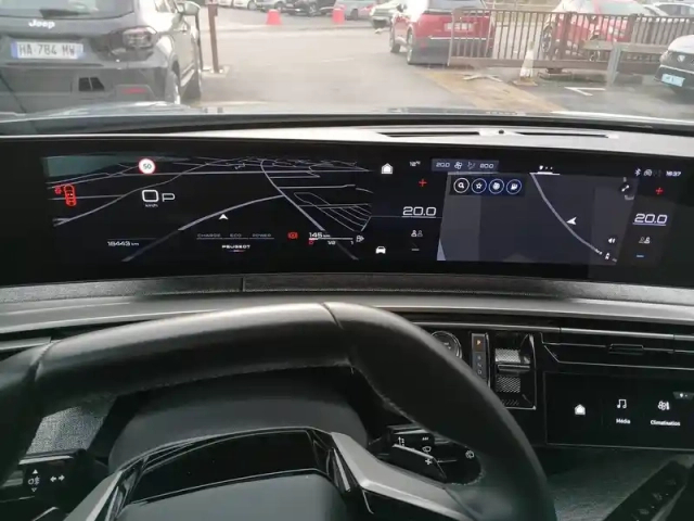 Peugeot 5008 hybrid 136 e-dcs6 — photo 14