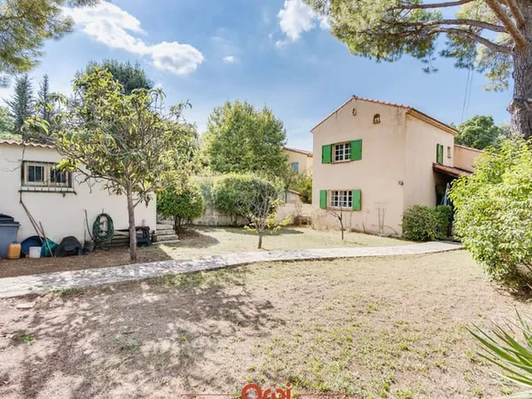 Maison 5 pièces 130 m²