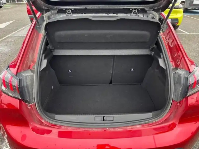 Peugeot 208 puretech 130 s&amp;s eat8 — photo 6