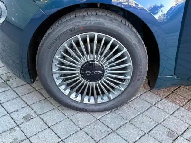 Fiat 500 e 118ch 42kwh icône (certinergy 6000? déduit) — photo 7