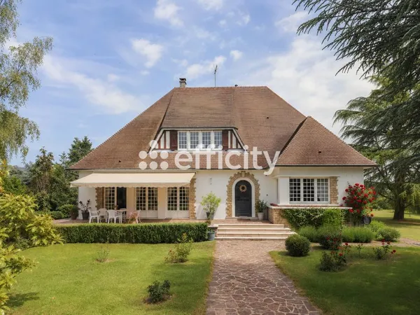 Maison 8 pièces 224 m²