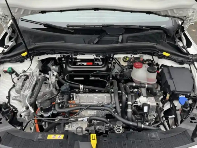 Mercedes Eqa 250+ edition — photo 29