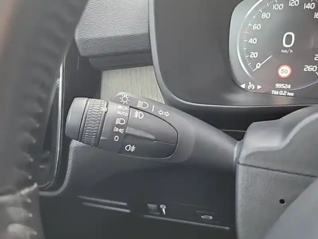 Volvo Xc40 d3 adblue 150 ch geartronic 8 — photo 20