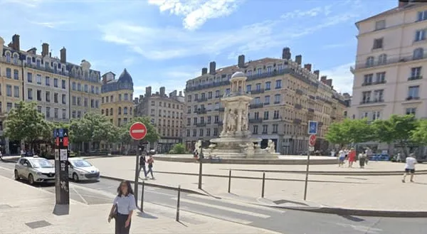 Boutique 150 m²