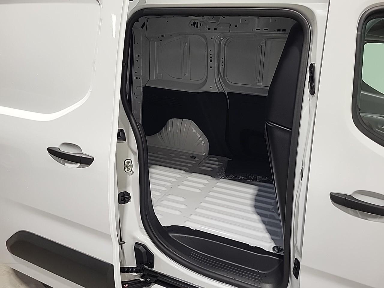 Citroën Berlingo van m diesel 100 ch manuelle — photo 13