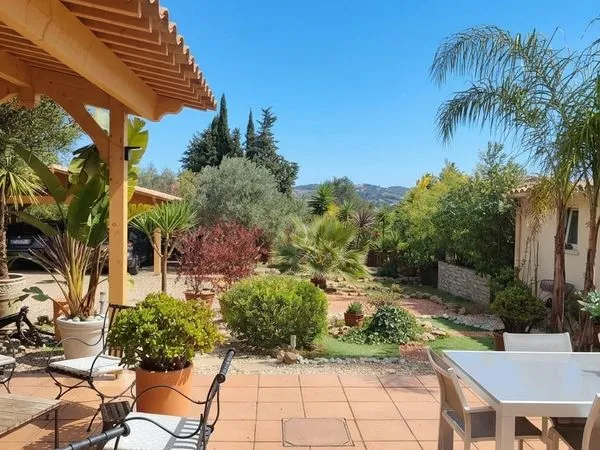 A vendre à Grasse Quartier les Aspres