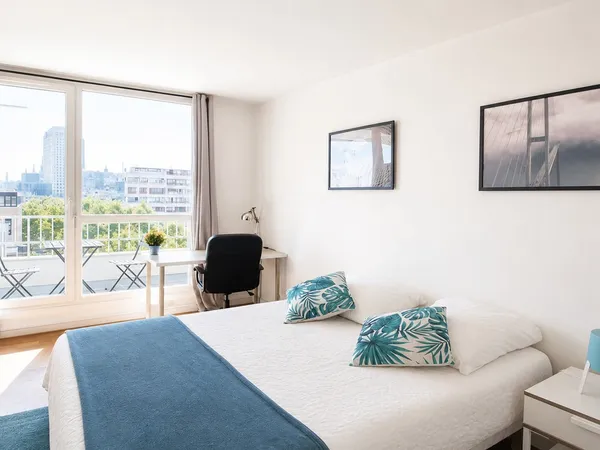 Chambre confortable et lumineuse – 12m²