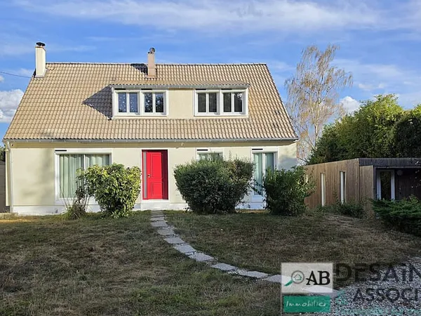 Maison à vendre sur MORTCERF 162m2 5 Chambres + Studio locat