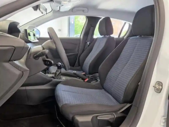 Peugeot 208 1.2 puretech 75ch s&amp;s like — photo 6