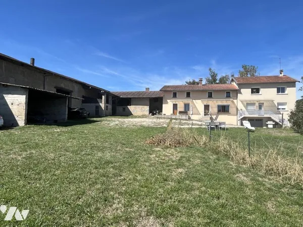 Maison 11 pièces 229 m²