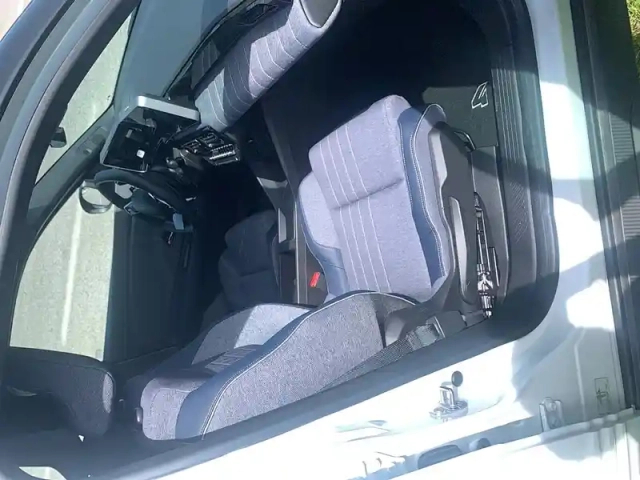 Renault 4 renault  e-tech electrique 150 ch autonomie confort — photo 20