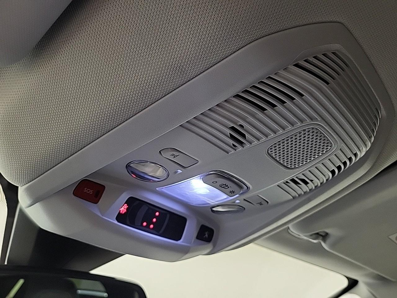 Peugeot 3008 bluehdi 130ch s&s eat8 allure pack — photo 24