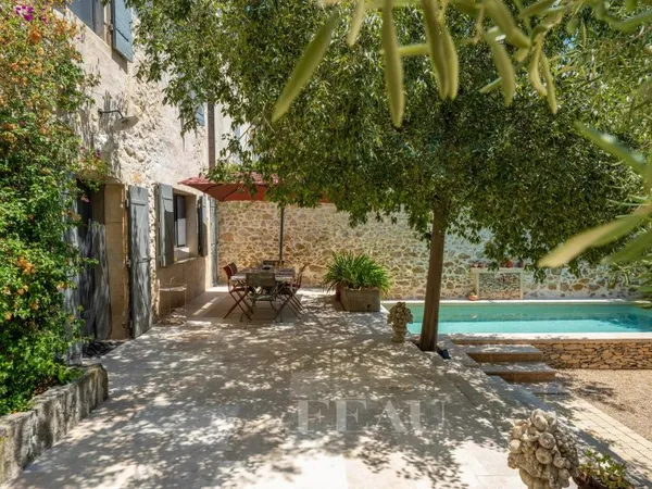 Boulbon - Maison de village
