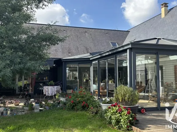Maison 12 pièces 333 m²