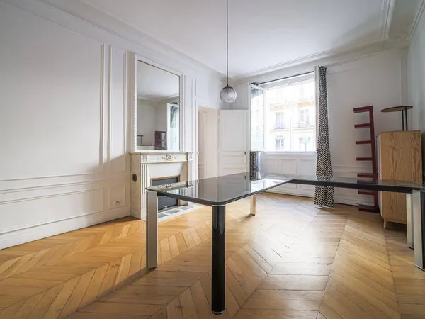Bureaux 2 pièces 66 m²