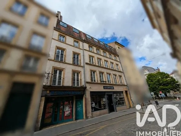 Immeuble 914 m²