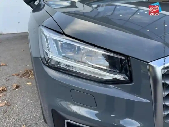 Audi Q2 35 tfsi 150ch business line s tronic 7 — photo 8