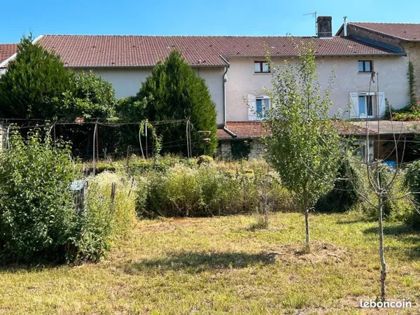Corps de Ferme proximité immédiate de LIGNY