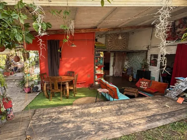 AU COEUR DE L'ÉTANG-SALÉ - MAISON 2 CHAMBRES AVEC JARDIN ?