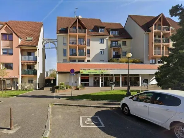 Local commercial 1131 m²