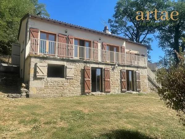 Maison familiale avec deux appartements