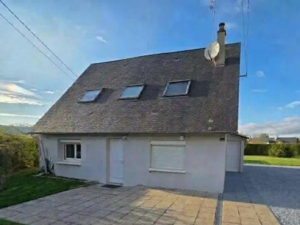 MAISON JUMIEGE