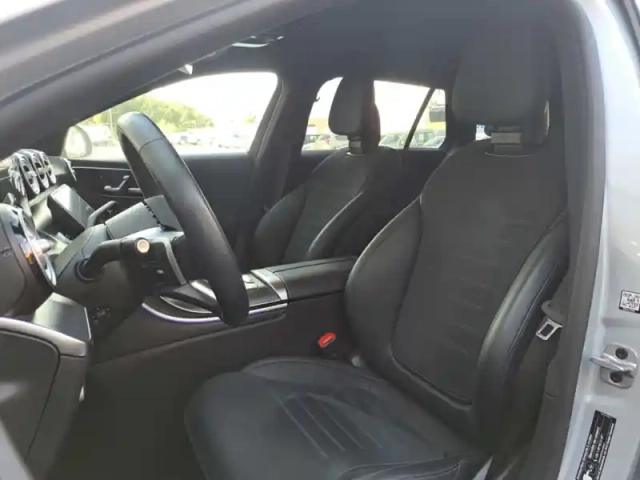 Mercedes Classe C 300 e break amg line — photo 17