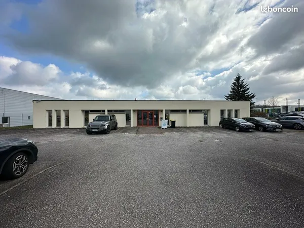 Bâtiment 780 m²