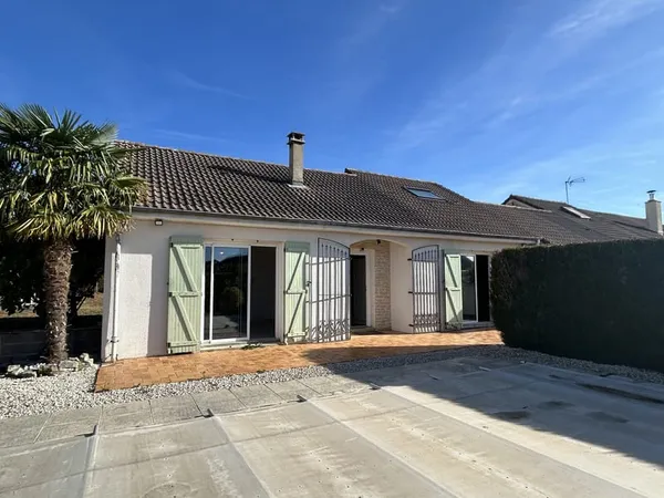 Belle maison familiale avec piscine à Vendeuvre-sur-Barse