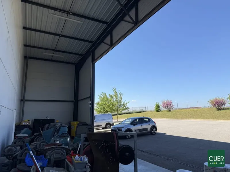 Photo 16