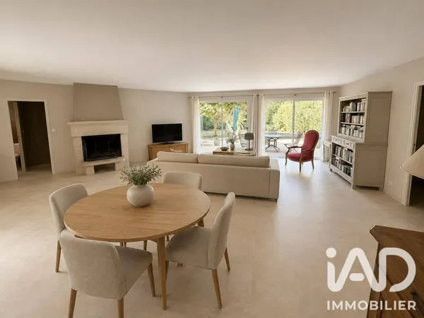 Maison de plain-pied 5 pièces 120 m²