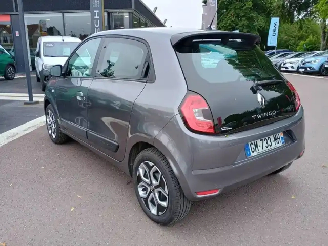 Renault Twingo iii e-tech — photo 2
