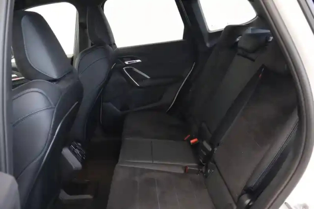 Bmw X1 xdrive 25e 245ch dkg7 — photo 12